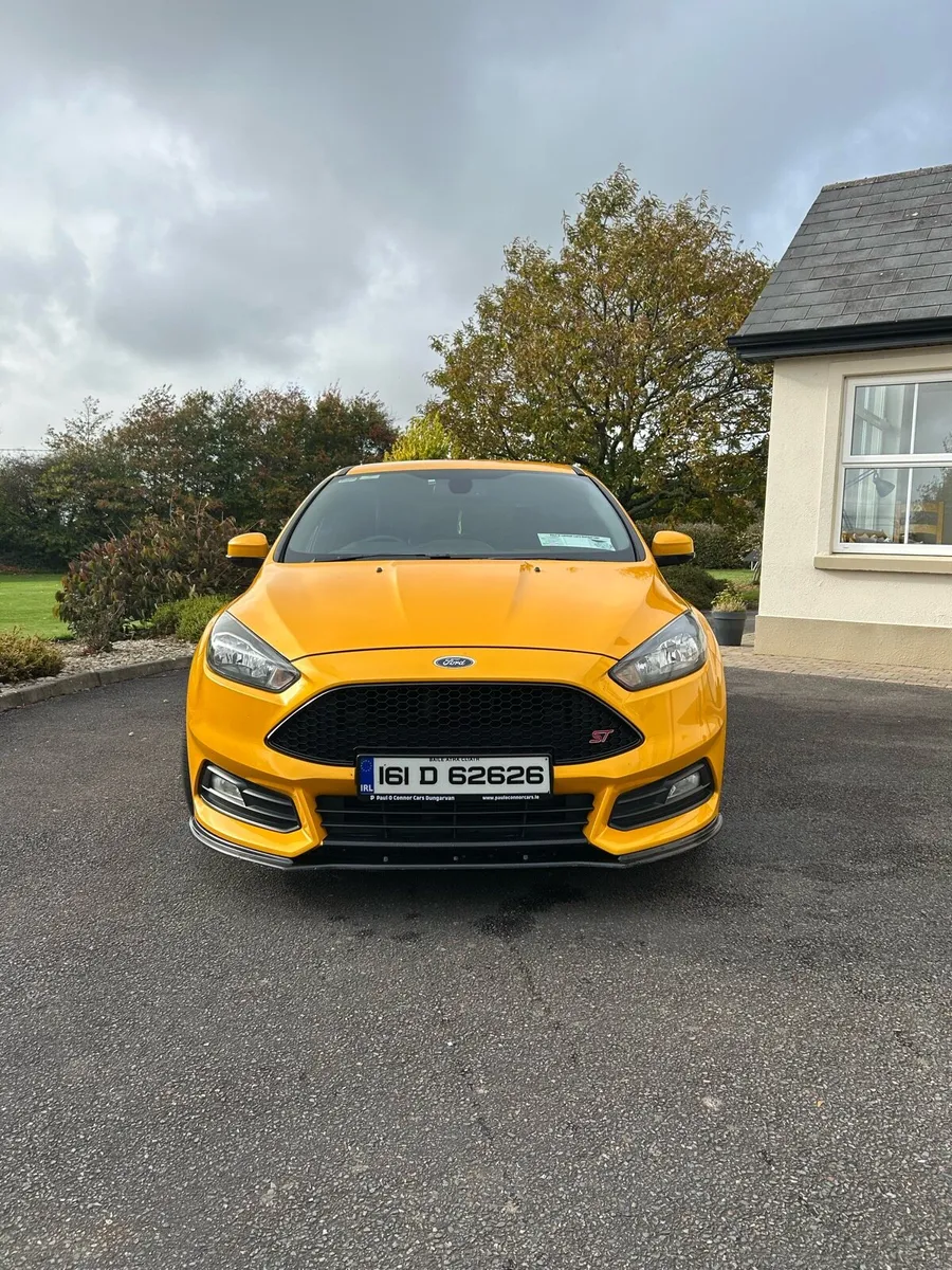Ford Focus ST-2 - Image 2