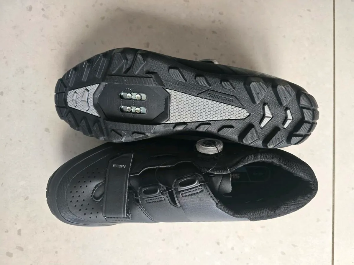 Shimano ME5 Cycling Shoes - Image 3