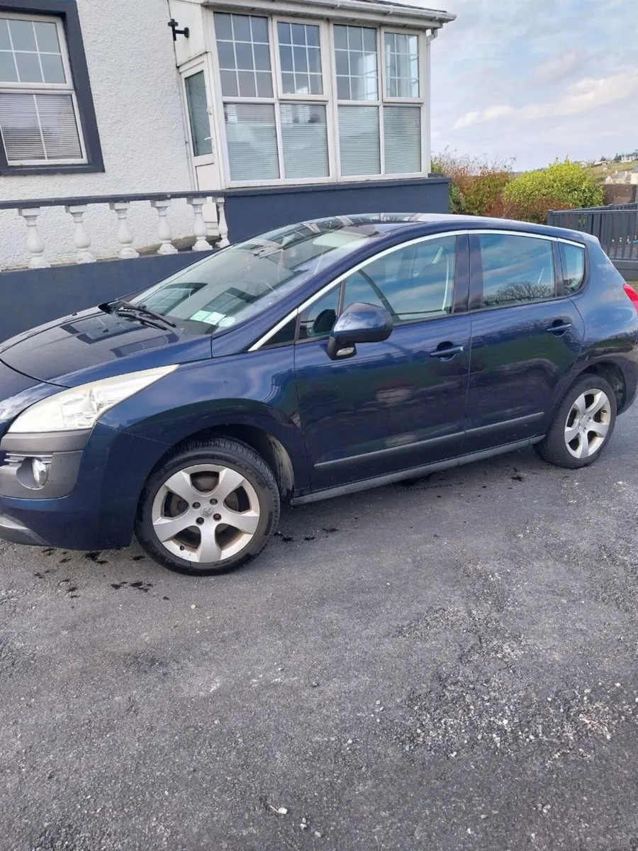 Peugeot 3008 2011 - Image 1