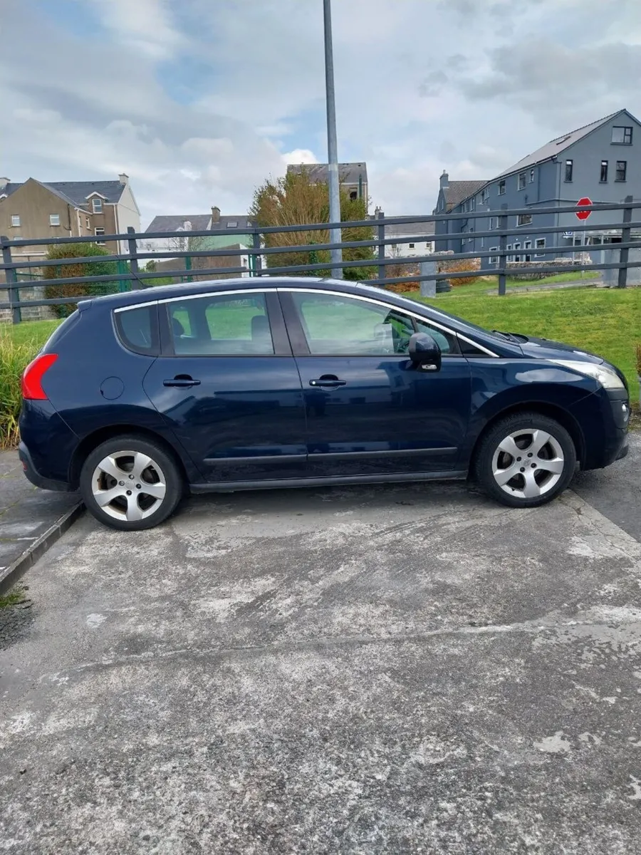 Peugeot 3008 2011 - Image 2