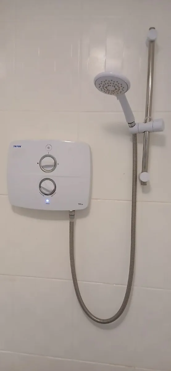 Triton Sr90 9kw electric shower - Image 4