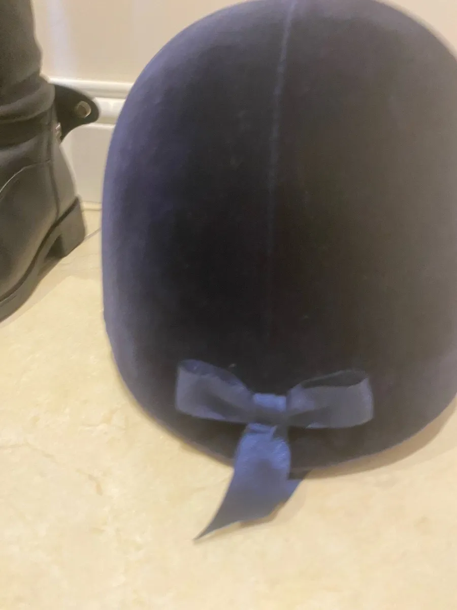 Horse riding hat - Image 2