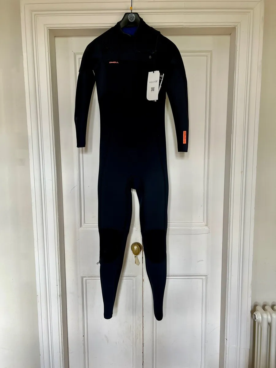 O Neil’s Women’s Hyperfreak Wetsuit - Image 3