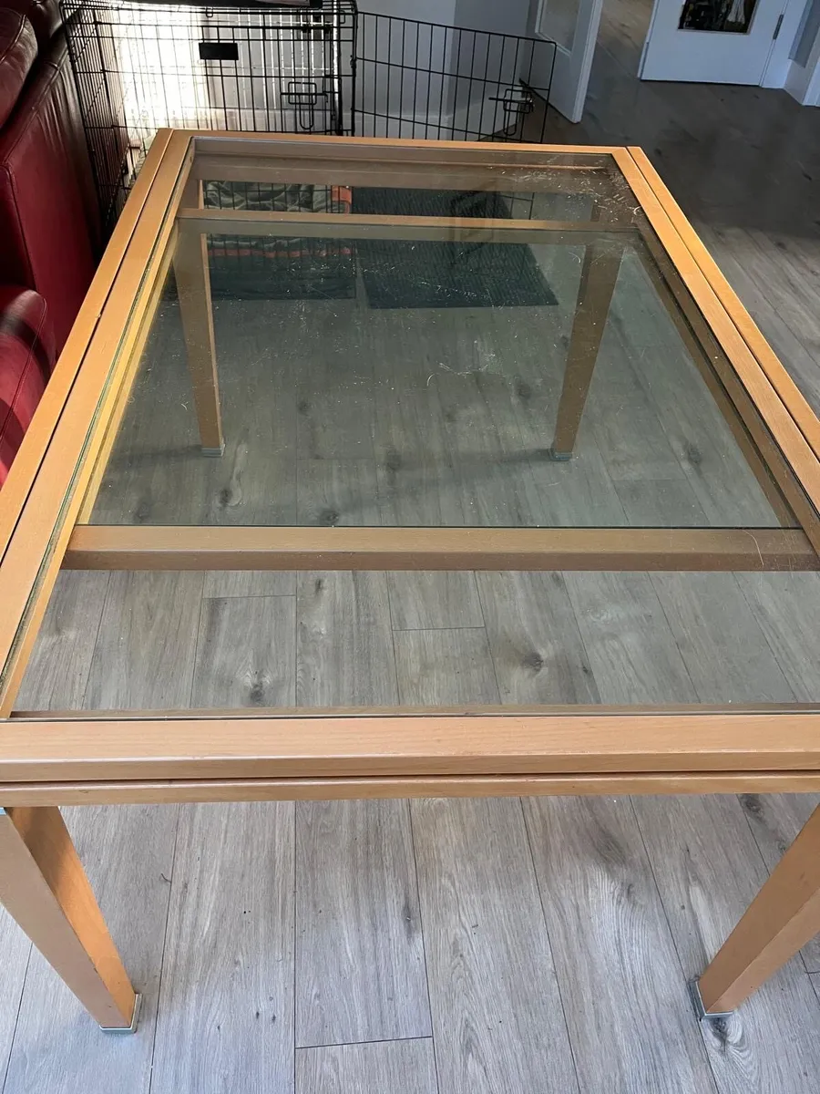 Kitchen Table and chairs - Image 2