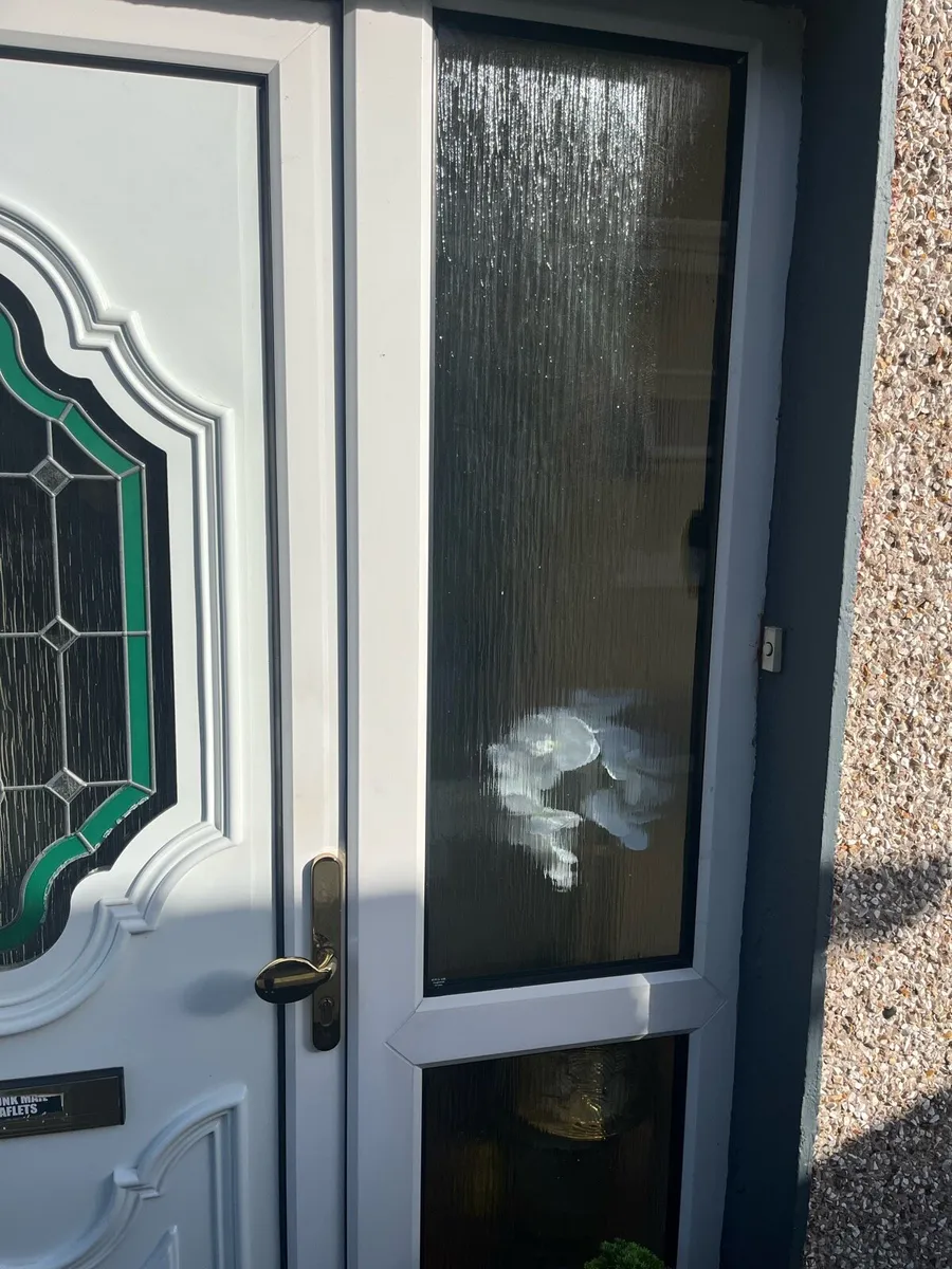 Front door pvc - Image 3