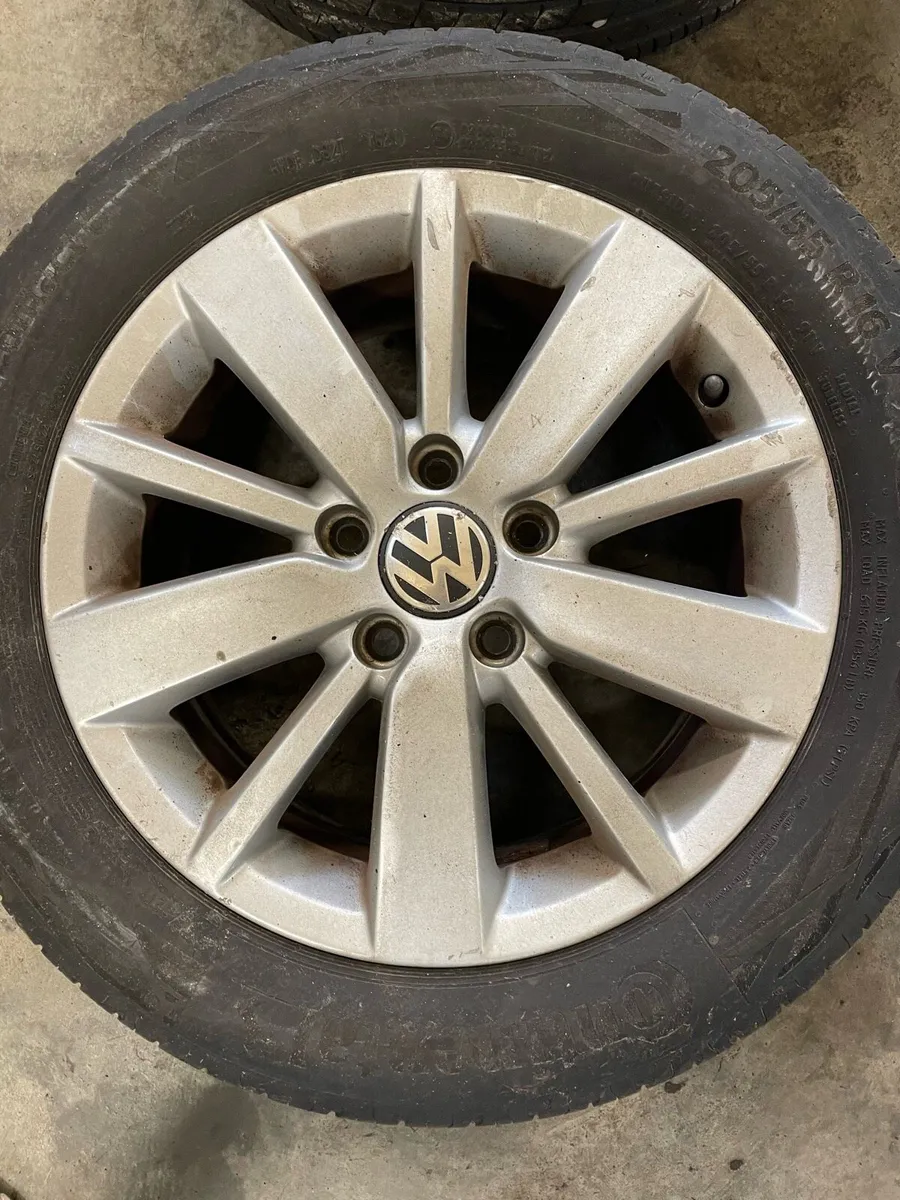 Vw 16 inch Alloys - Image 4