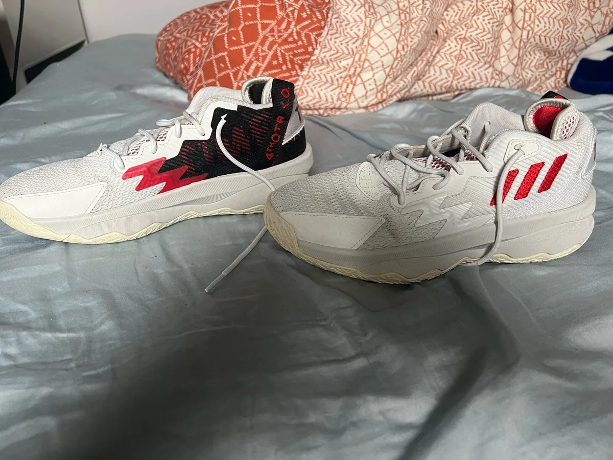 3 pairs of Basketball shoes - Image 2