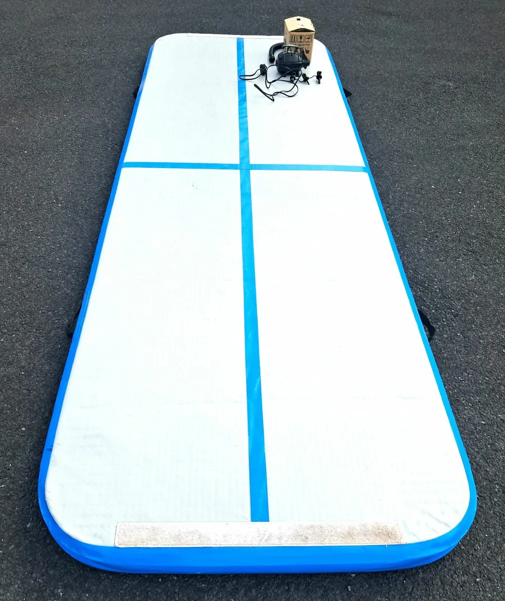 Gymnastics Mat with Pump - Image 4