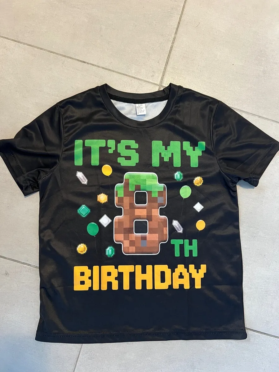 Minecraft…T-shirt, balloons, and cake decoration. - Image 1