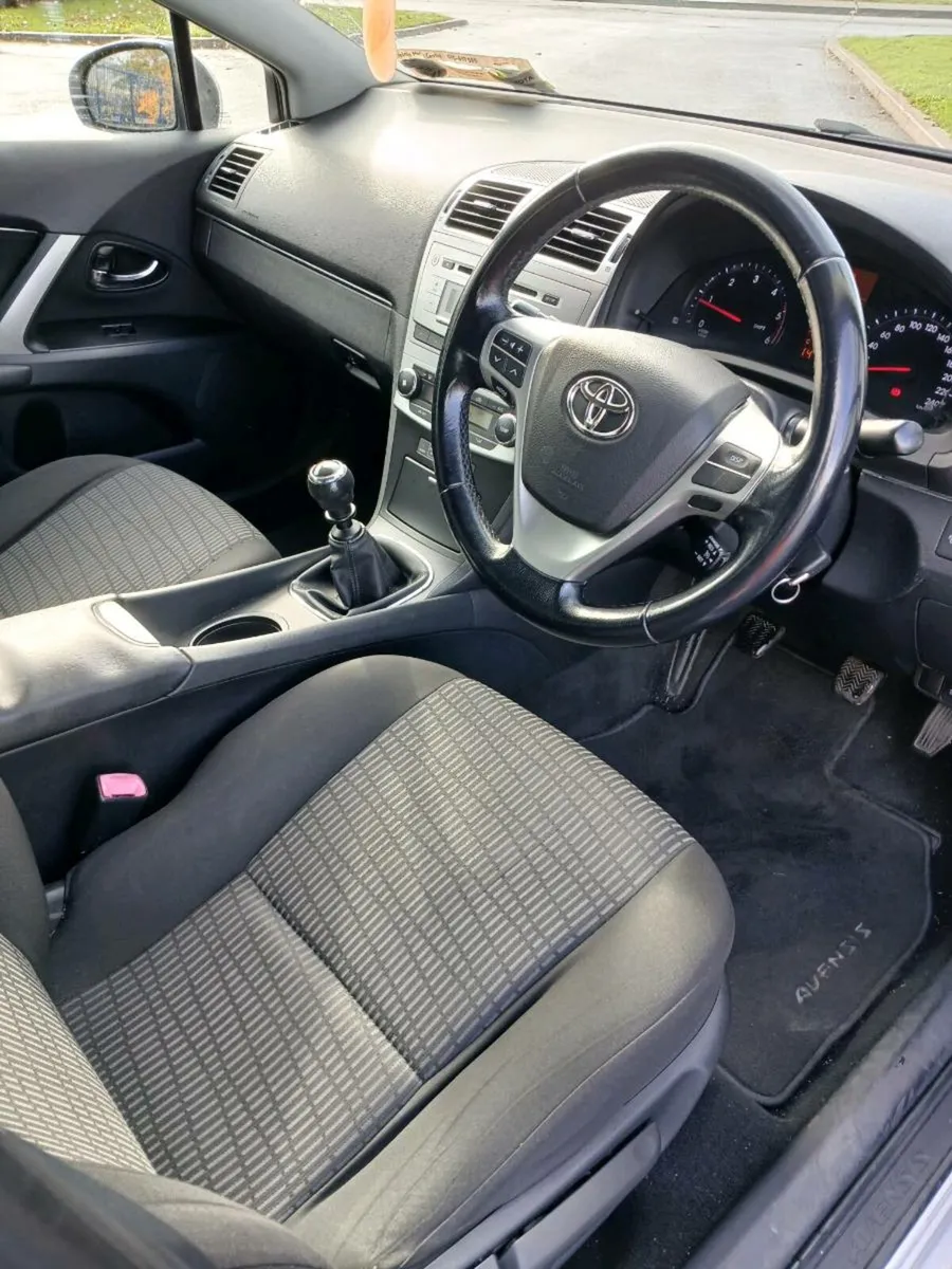IMMACULATE 2013 D4D AVENSIS NCT&TAXED CHEAP TAX - Image 2