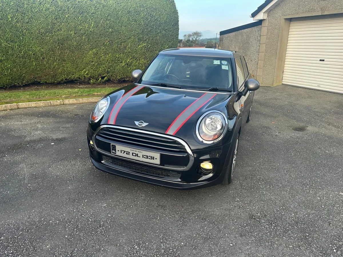 2017 Mini Cooper 7, 1.5 litre limited edition - Image 2