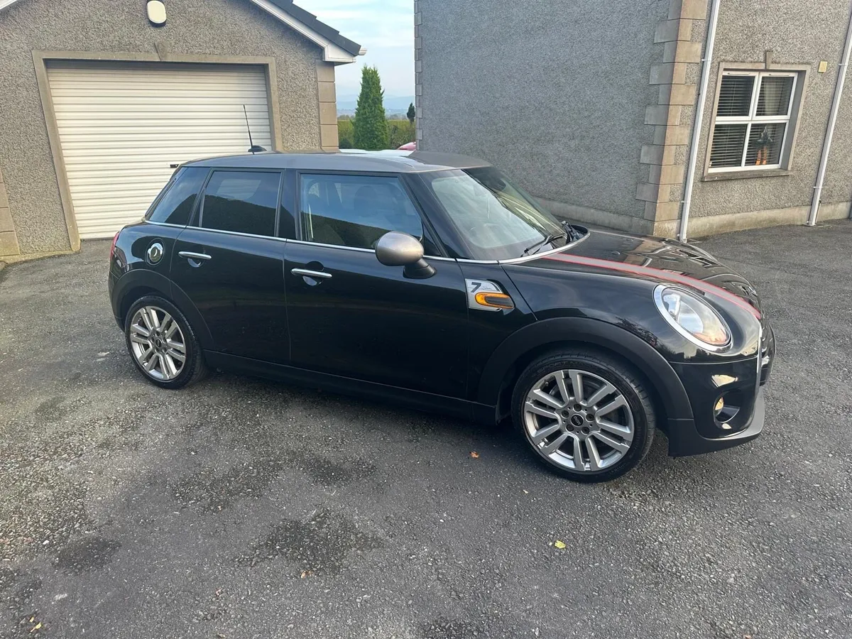 2017 Mini Cooper 7, 1.5 litre limited edition - Image 1