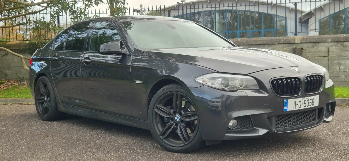 BMW 5 M SPORT - Image 1