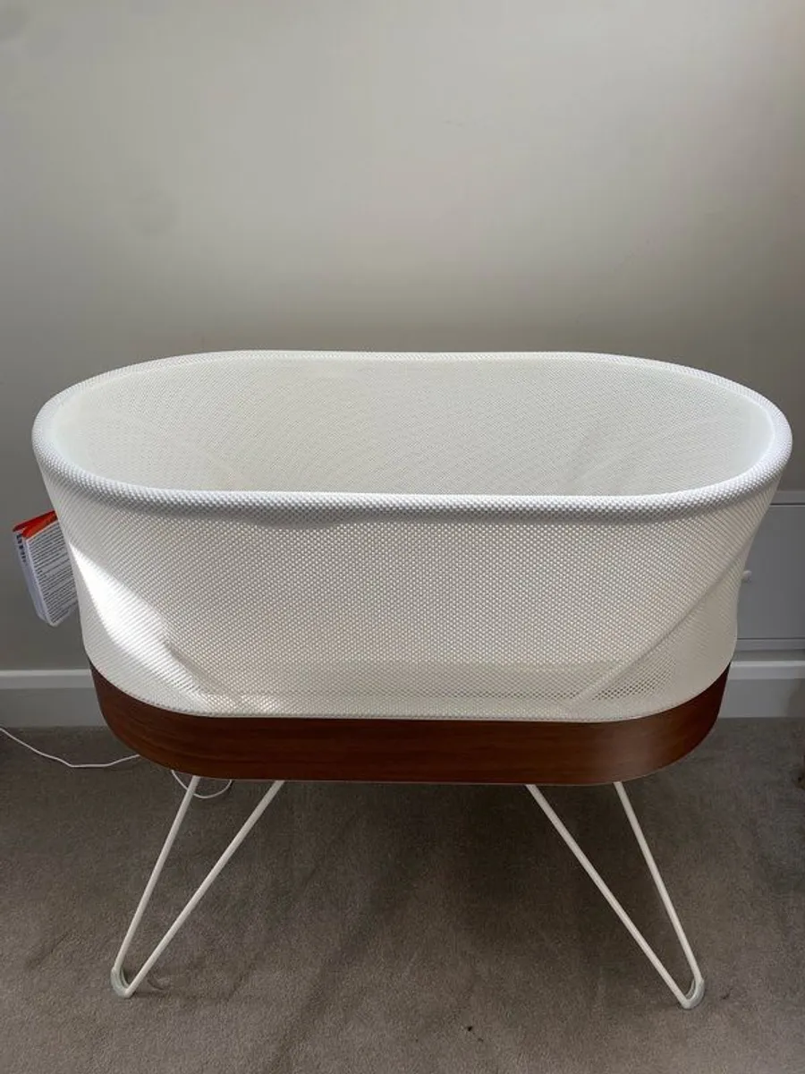 SNOO Smart Sleeper - Image 1