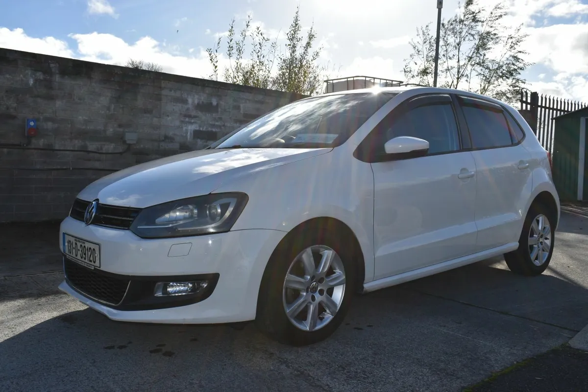 Volkswagen Polo 2013 AUTOMATIC 1.2 TSi - Image 1