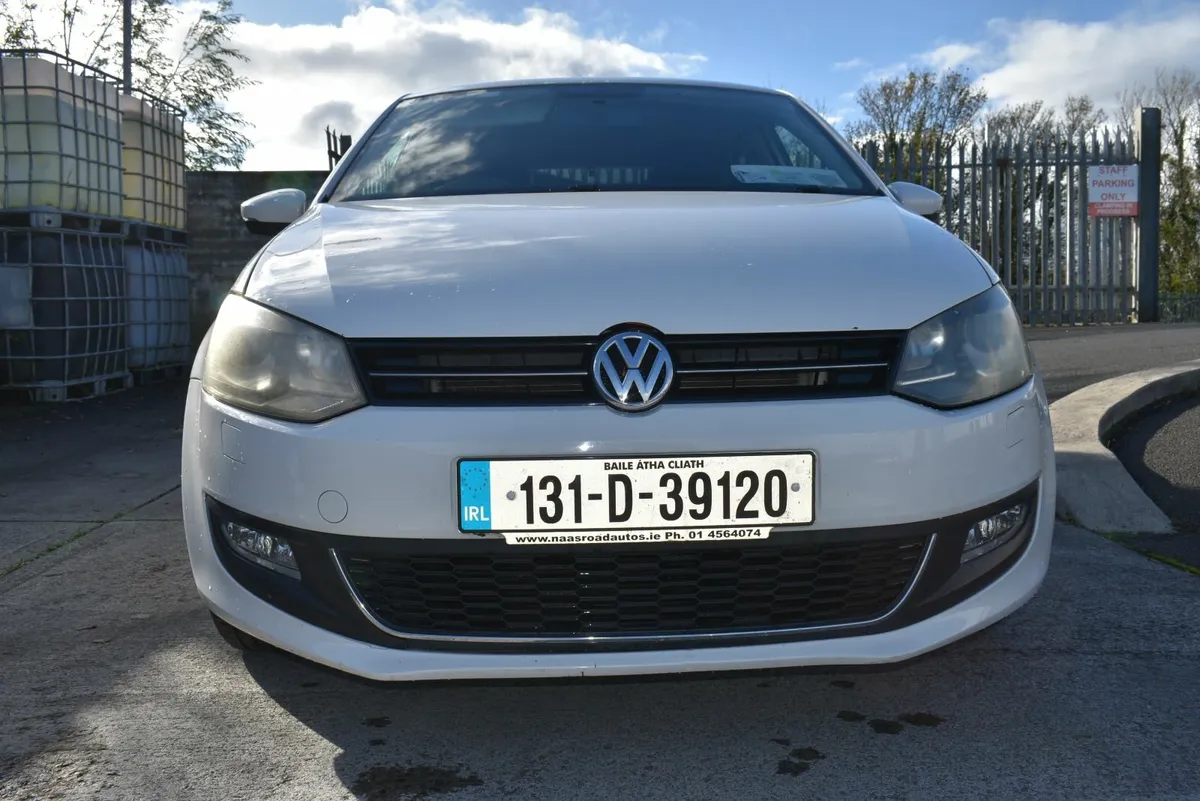 Volkswagen Polo 2013 AUTOMATIC 1.2 TSi - Image 3