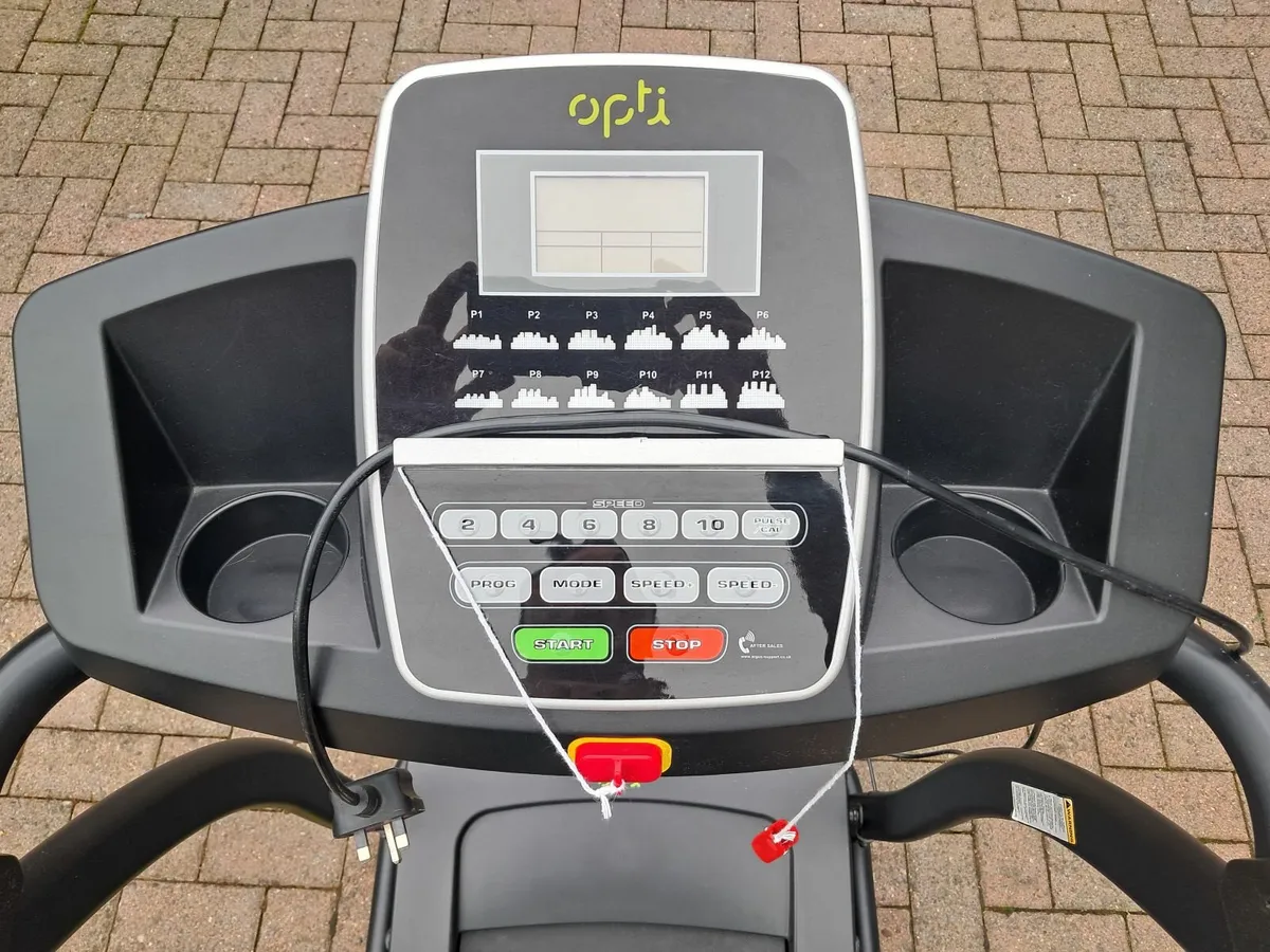 Treadmill - Image 2