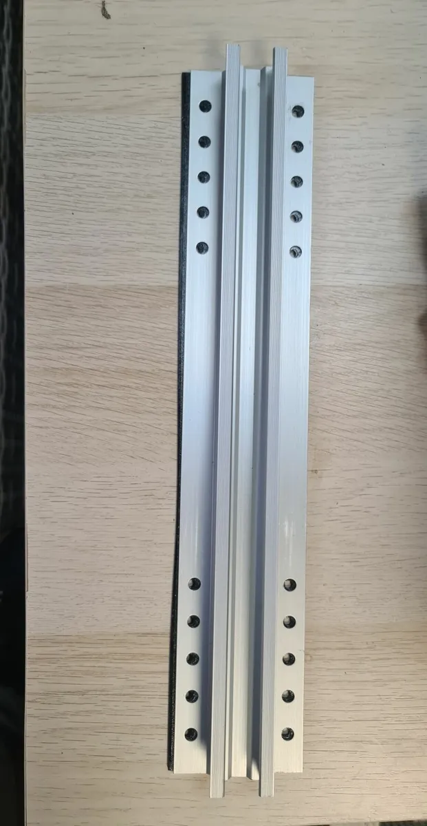 Aluminium Rack Mounting Brackets ERK-TRB-D10 - Image 2