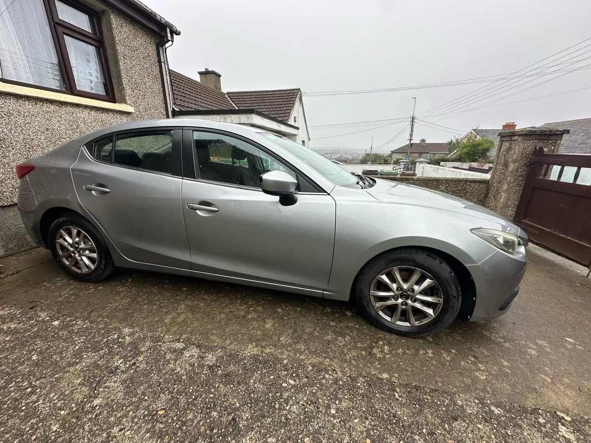 Mazda 3 2.2 - Image 3