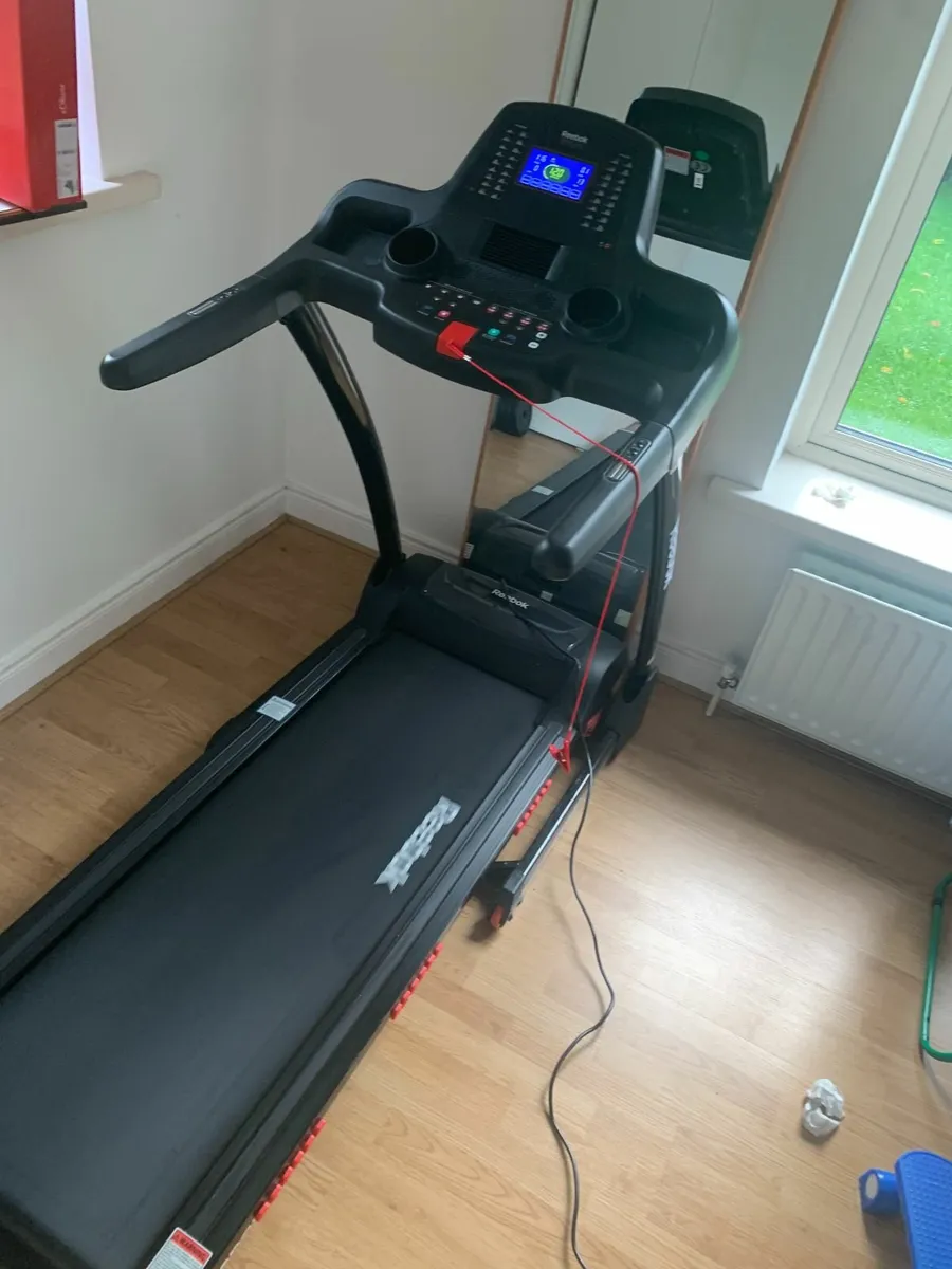 Reebok GT40s Treadmill - Image 1