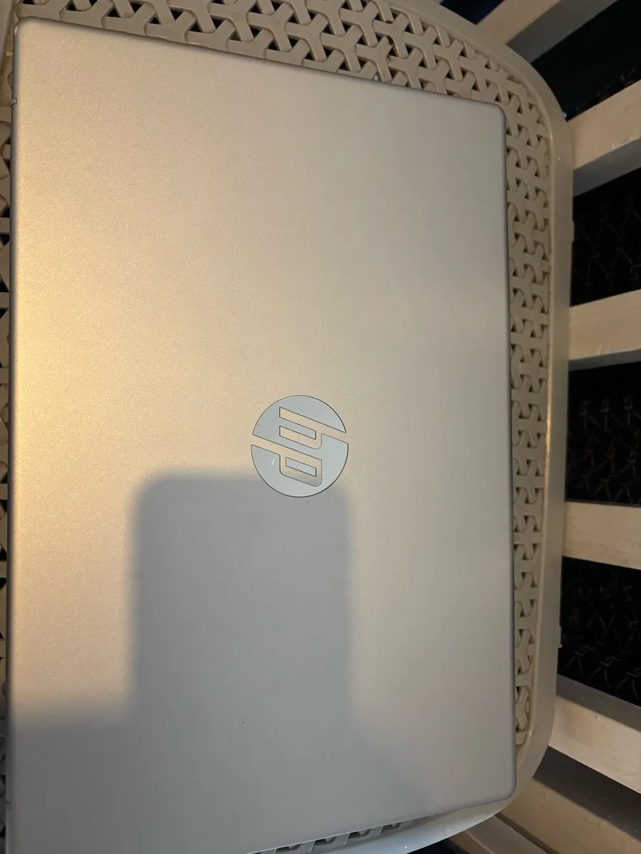 Laptop - Image 1