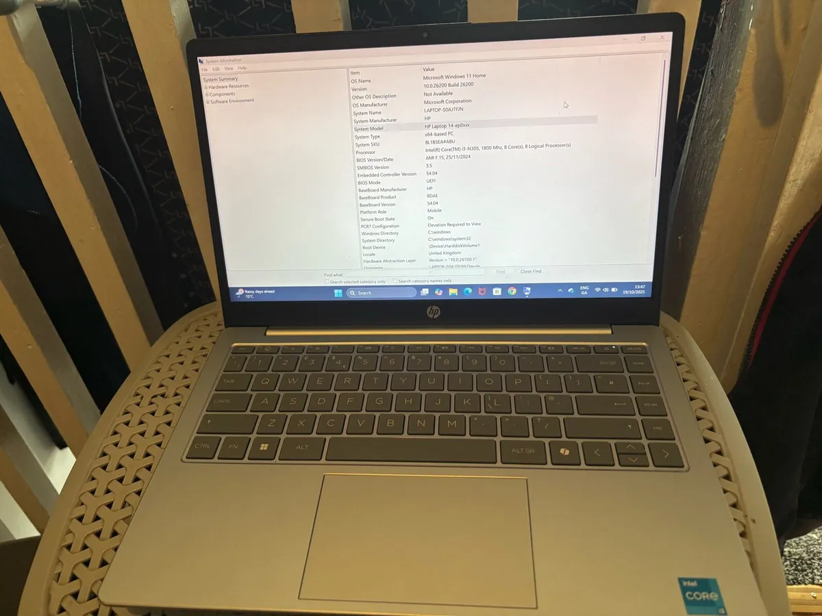 Laptop - Image 3