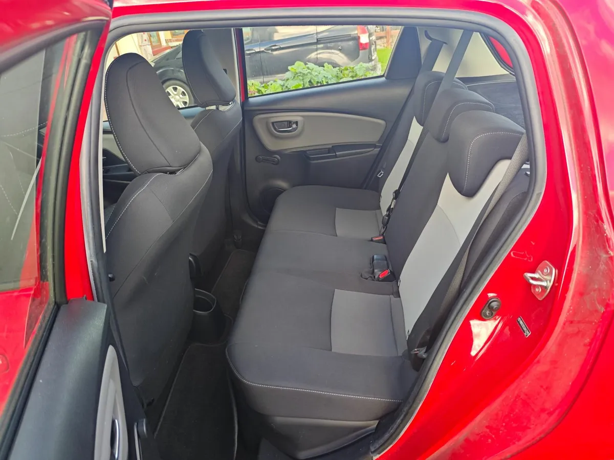 2017 Toyota Yaris Hybrid – Quick Sale! - Image 4