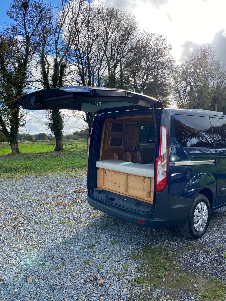 Camper Van - Image 4