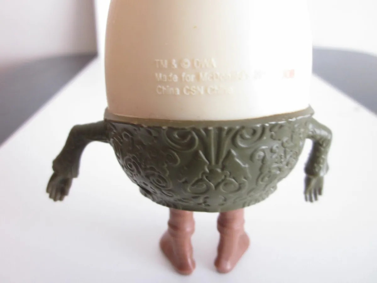Mc Donald's Happy Meal Toys Humpty Dumpty Egg 2011 - Image 2