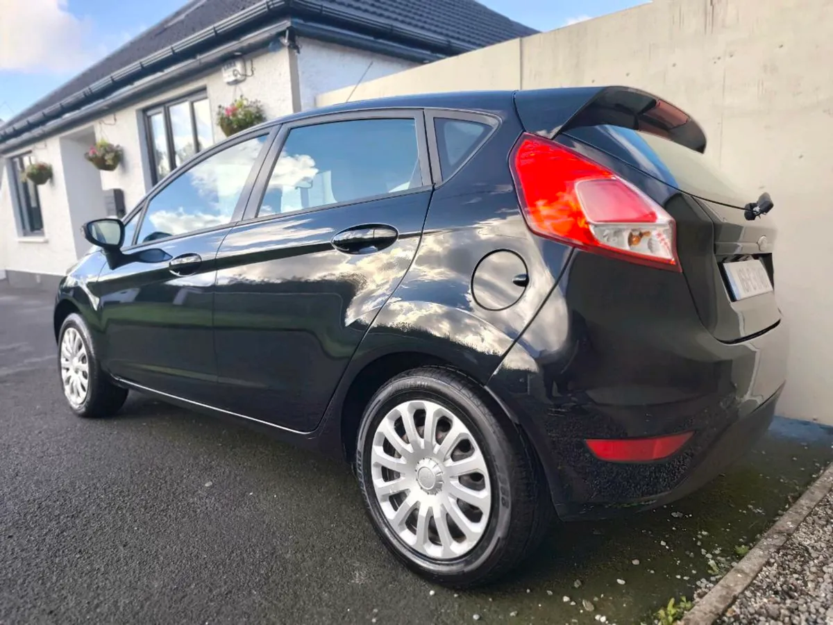Ford Fiesta 1.25  Low Mileage - Image 3
