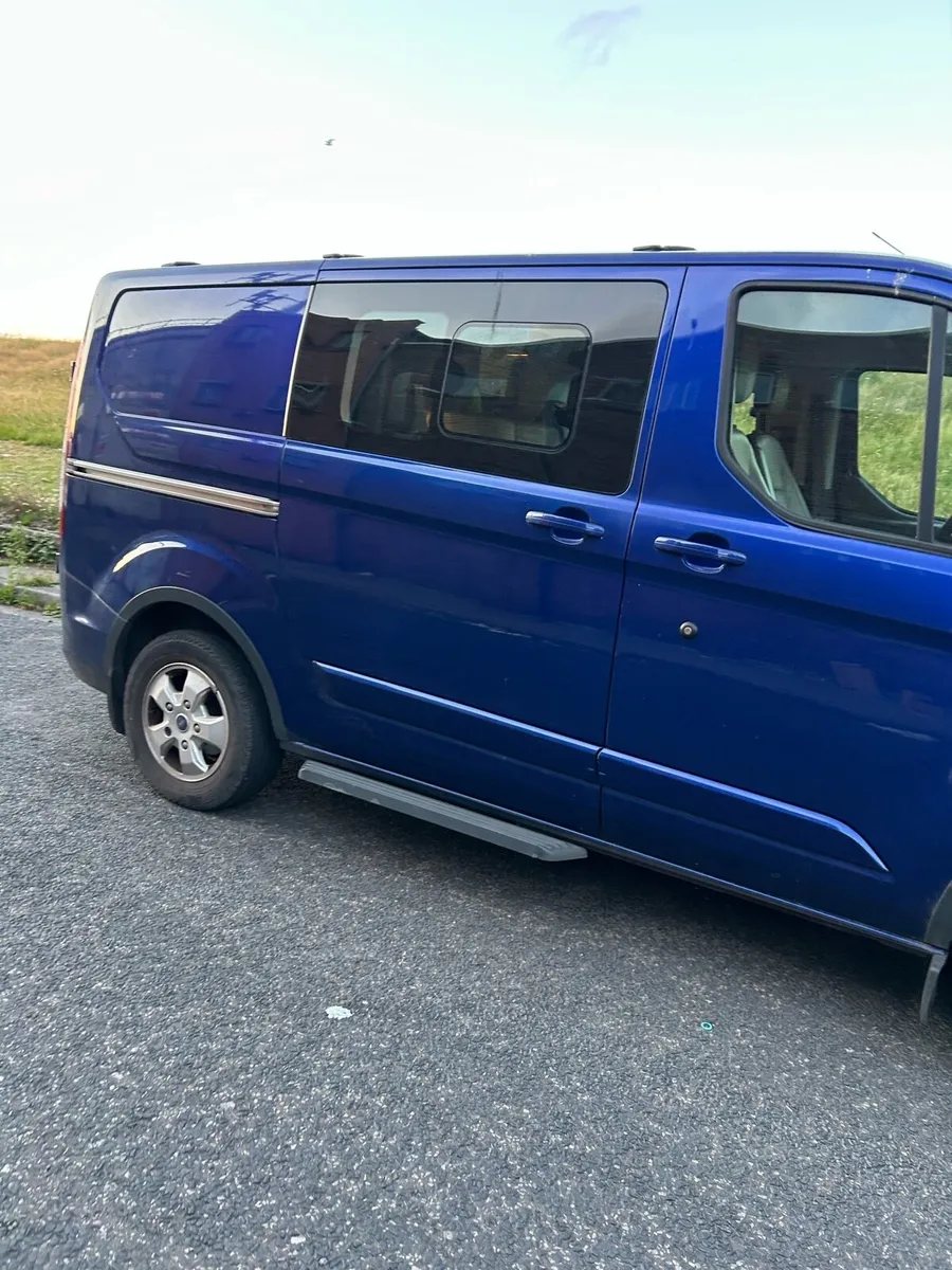 2015 Ford transit custom crew cab - Image 1