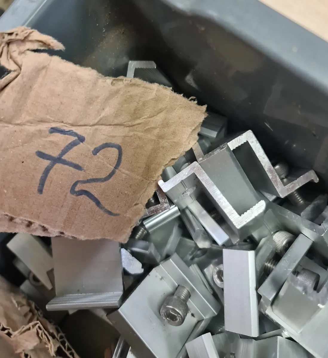 Aluminium Mounting Bracket with Bolt & Nut – L - Image 4