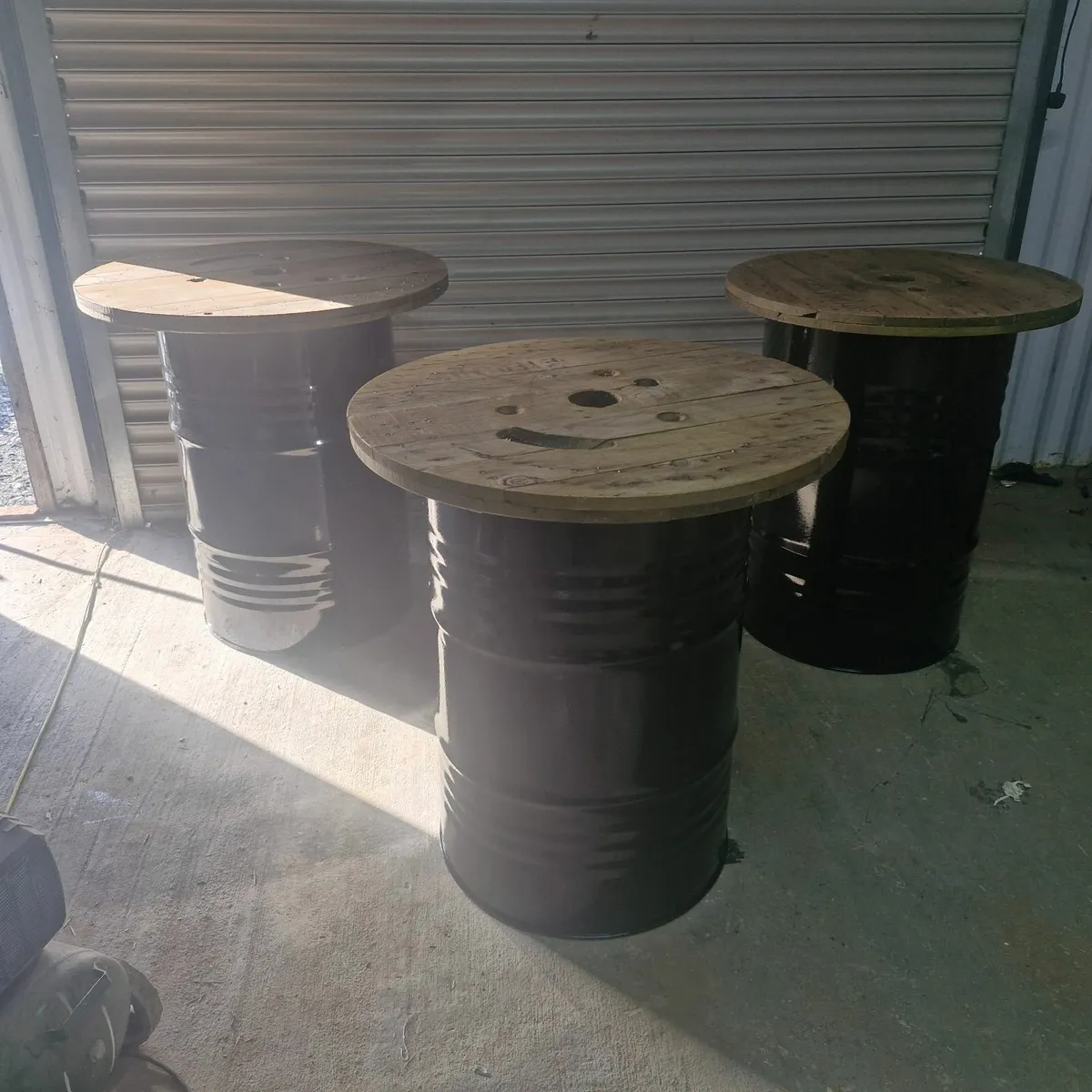 Bar tables - Image 1