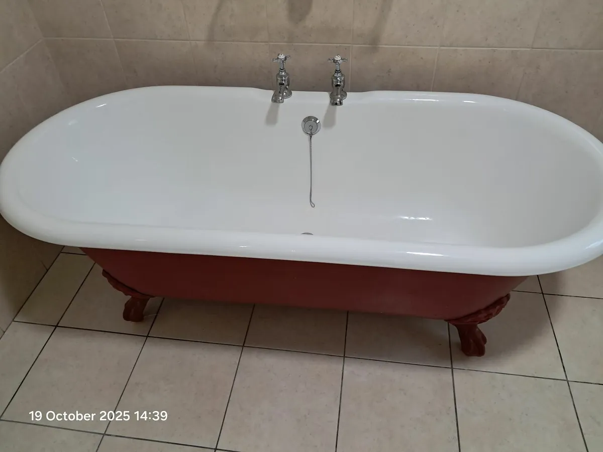 Cast Iron Bath - Image 3