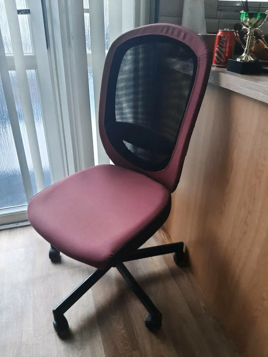 Office  chair - Image 4