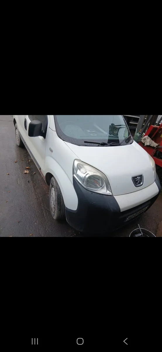 Van - Image 2