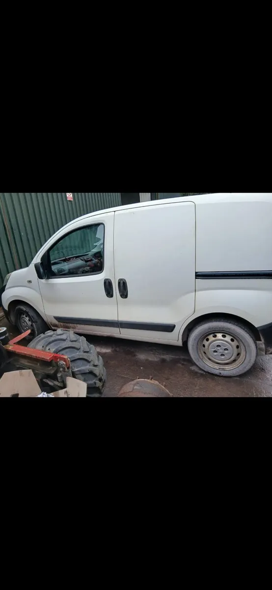 Van - Image 3