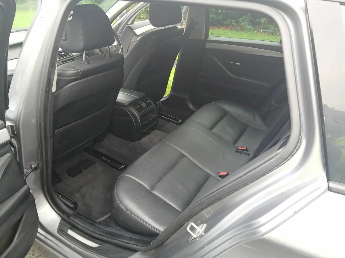 BMW 5-Series 2016 - Image 4