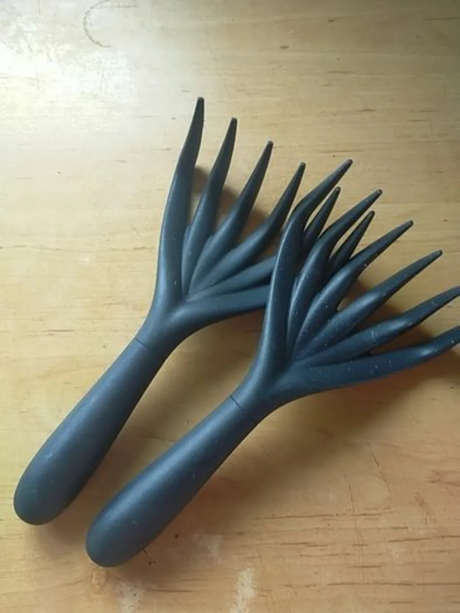 OXO meat shredding claws - Image 1