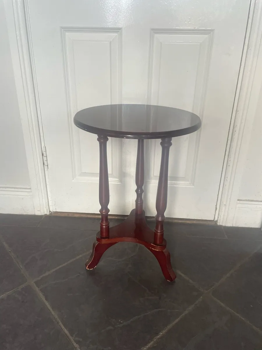 Lamp table - Image 1