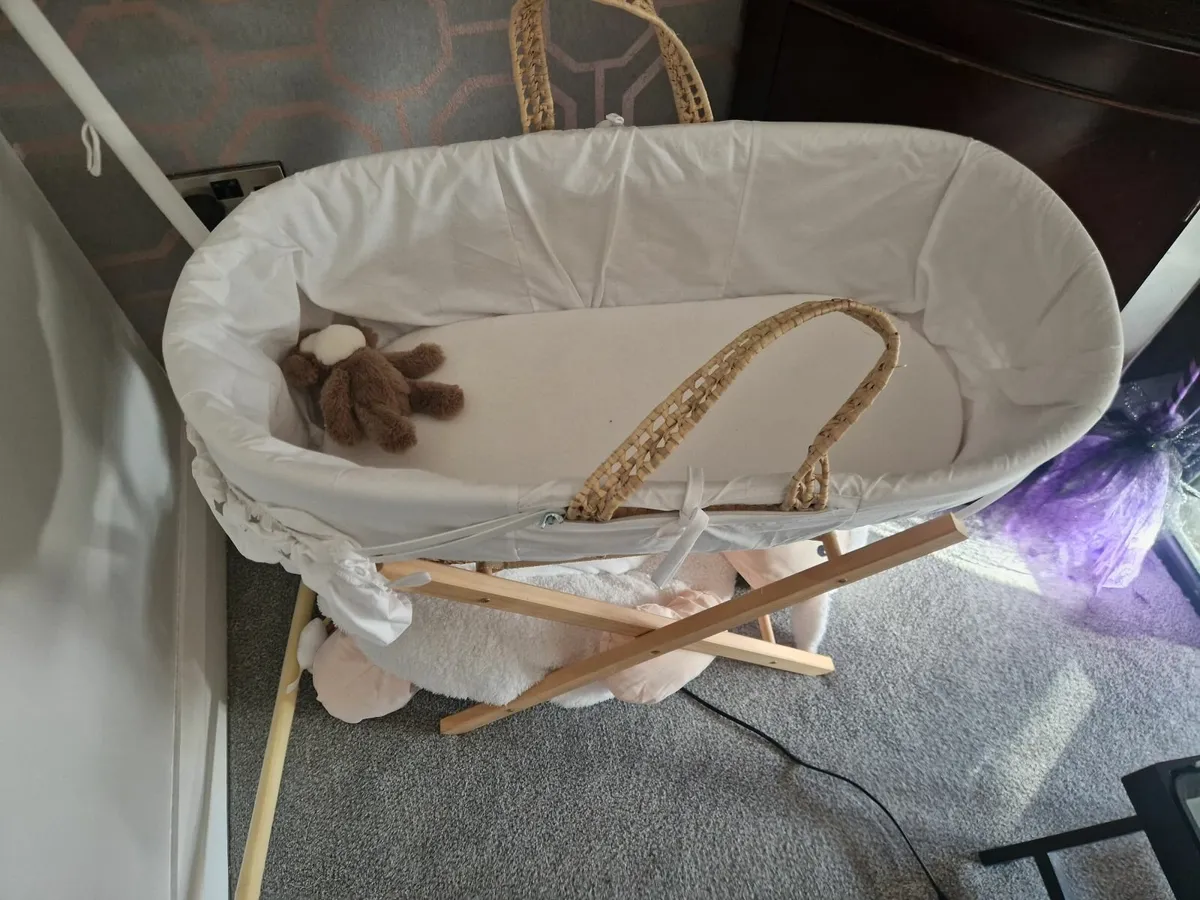 Moses basket - Image 2