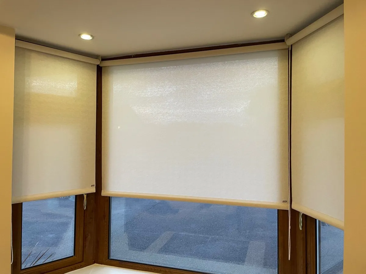 Blinds - Image 1