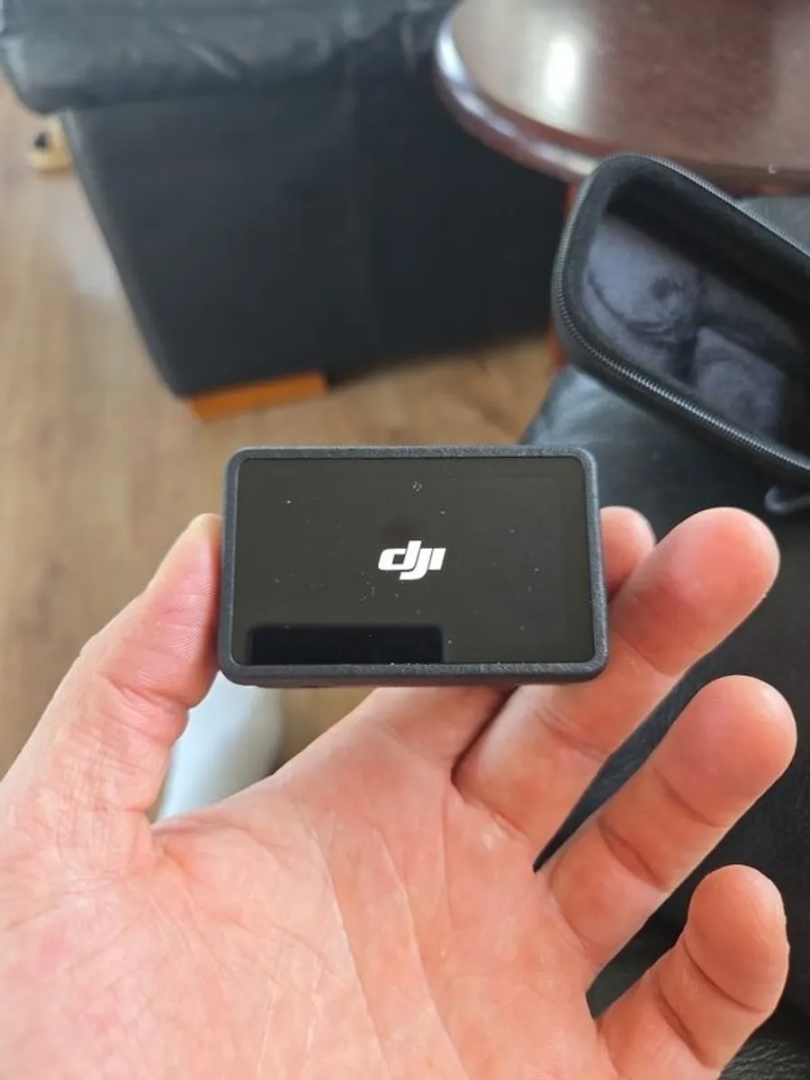 dji osmo action 5 pro with case and extras - Image 2