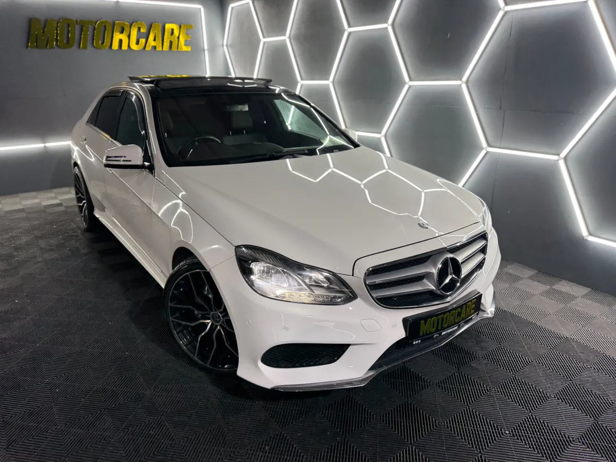 ▫️2015 MERCEDES-BENZ E300 AMG LINE PREMIUM▫️ - Image 3
