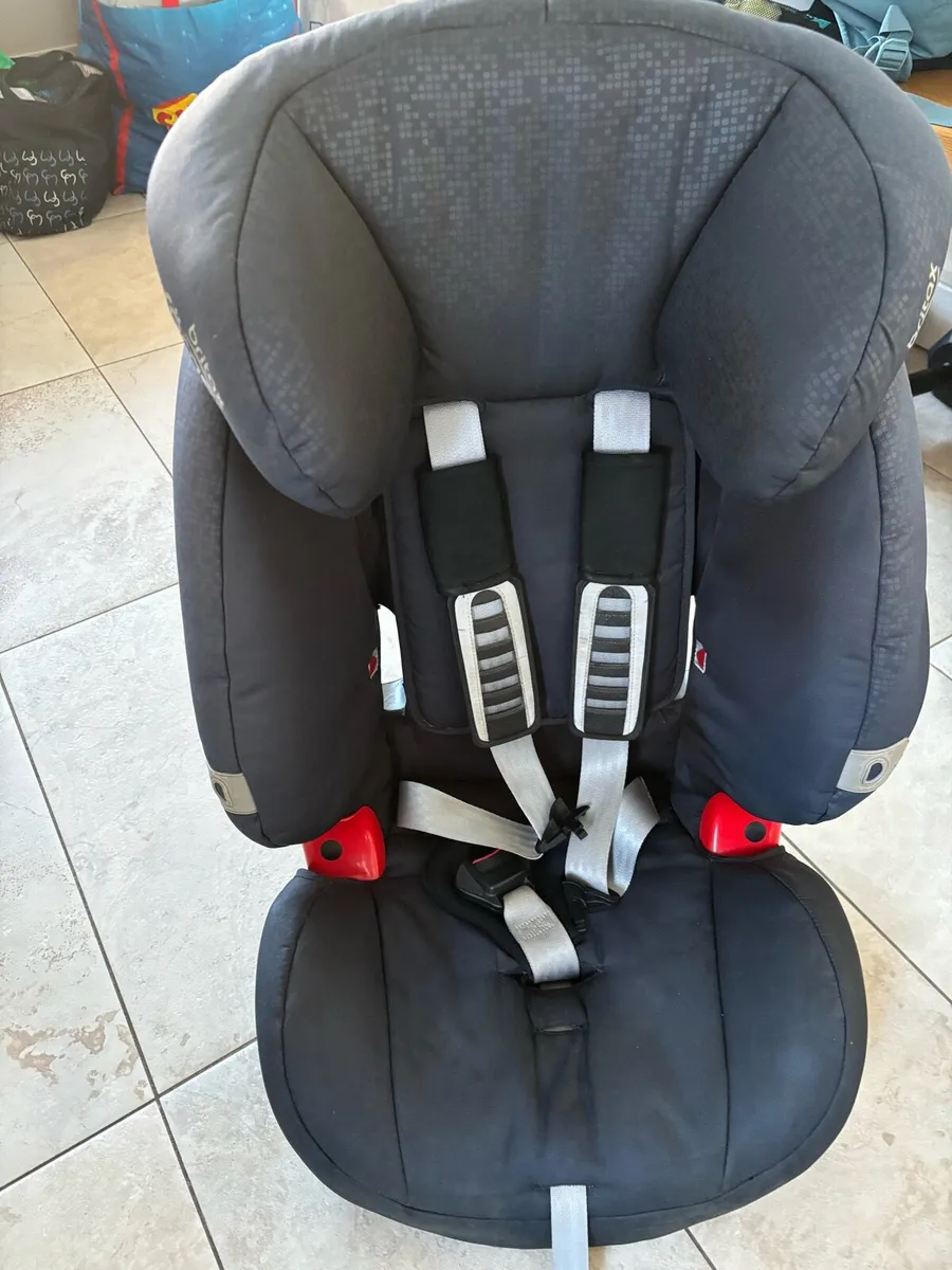 BTX EVOLVA 123 BTH car seat - Image 1