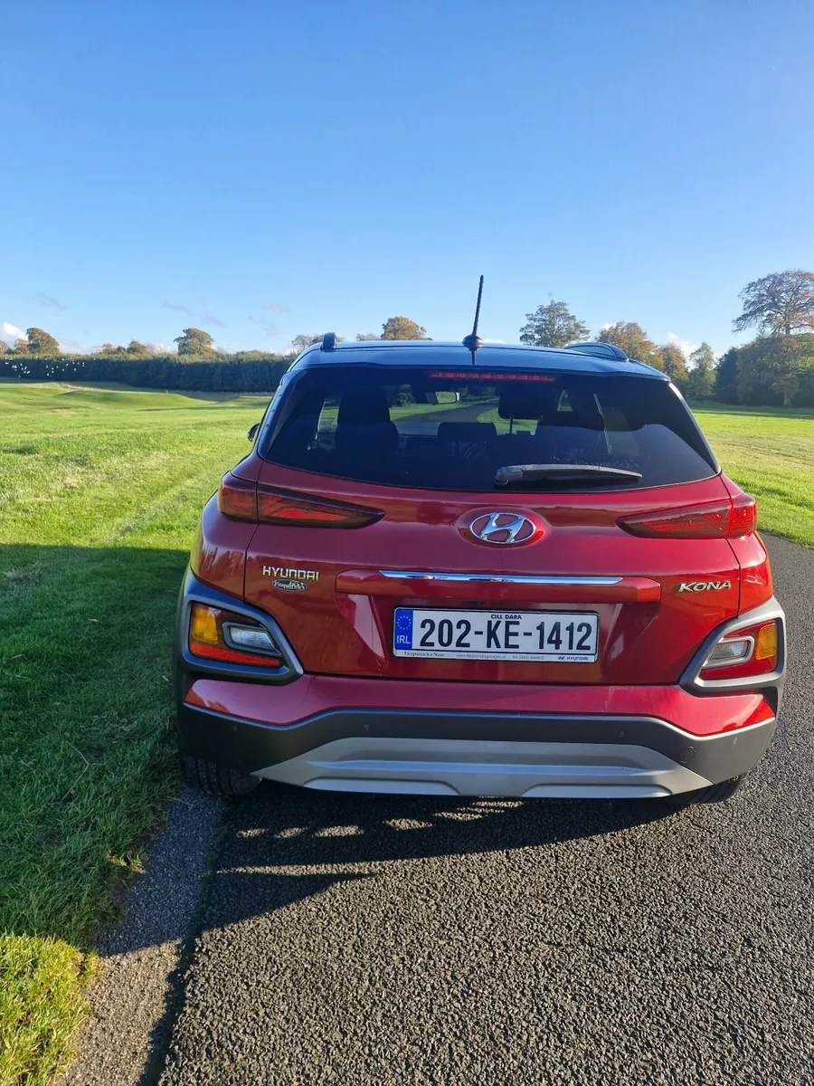 Hyundai KONA 2020 Two-tone Excutive - Image 3