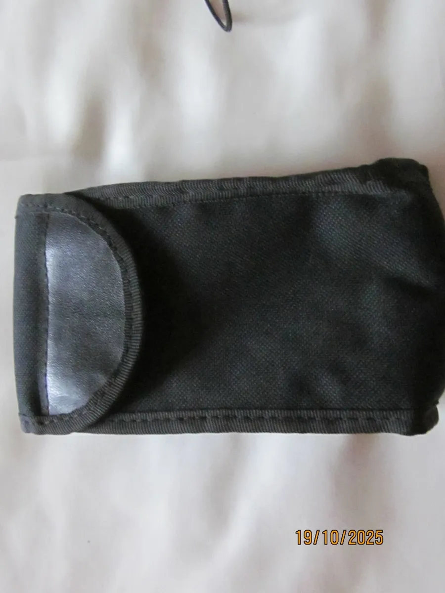 Compact binoculars - Image 3
