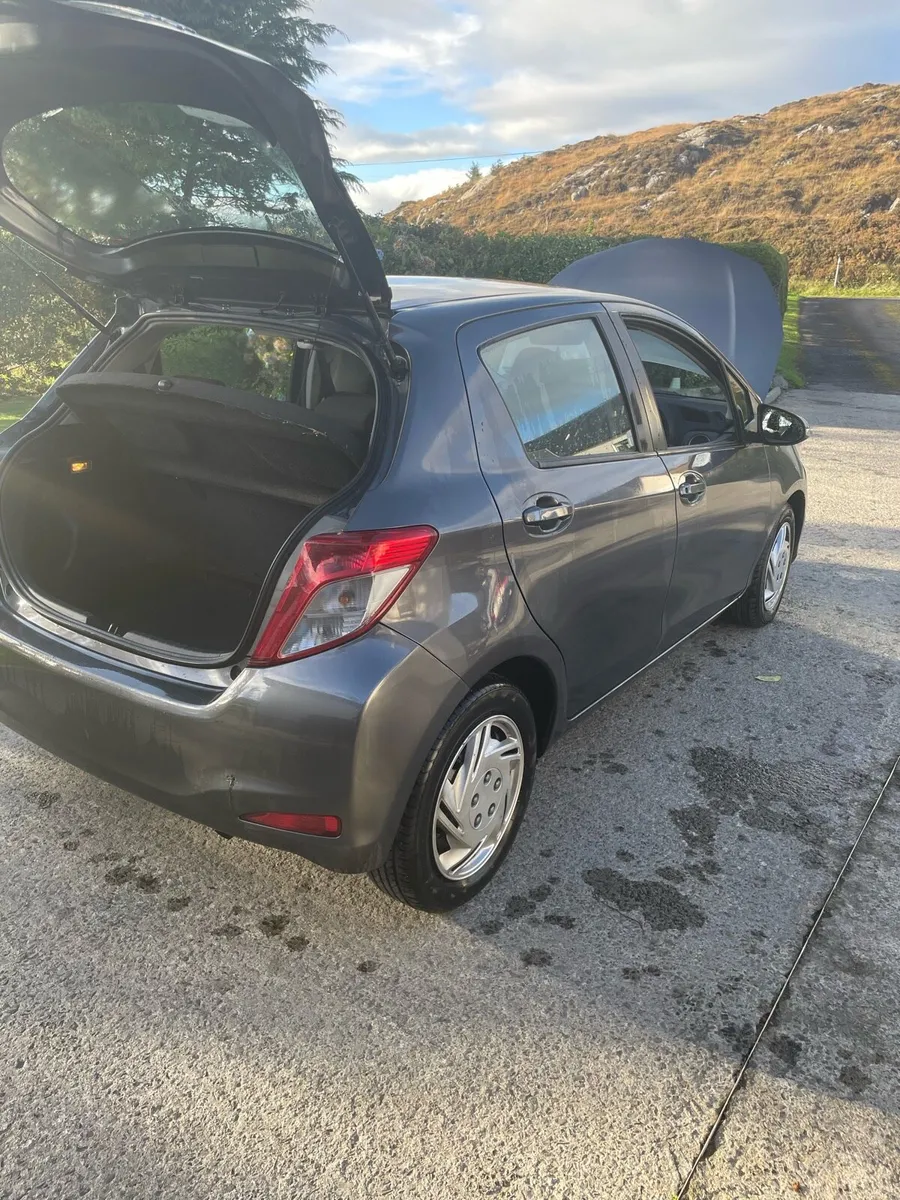 Car - Image 2