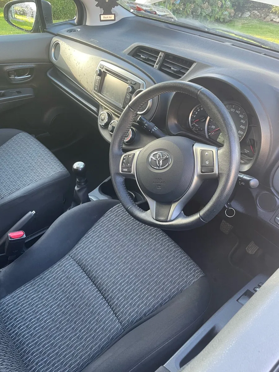 Car - Image 3