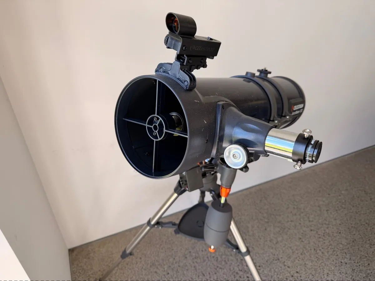 Telescope - Celestron Astromaster 130 - Image 3